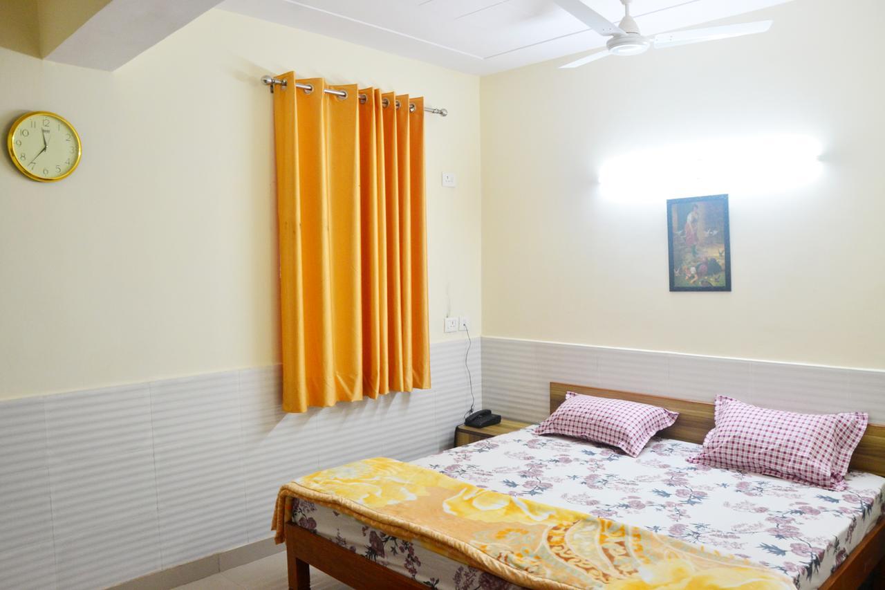 Shiv Shakti Guest House Велика Нойда Екстер'єр фото